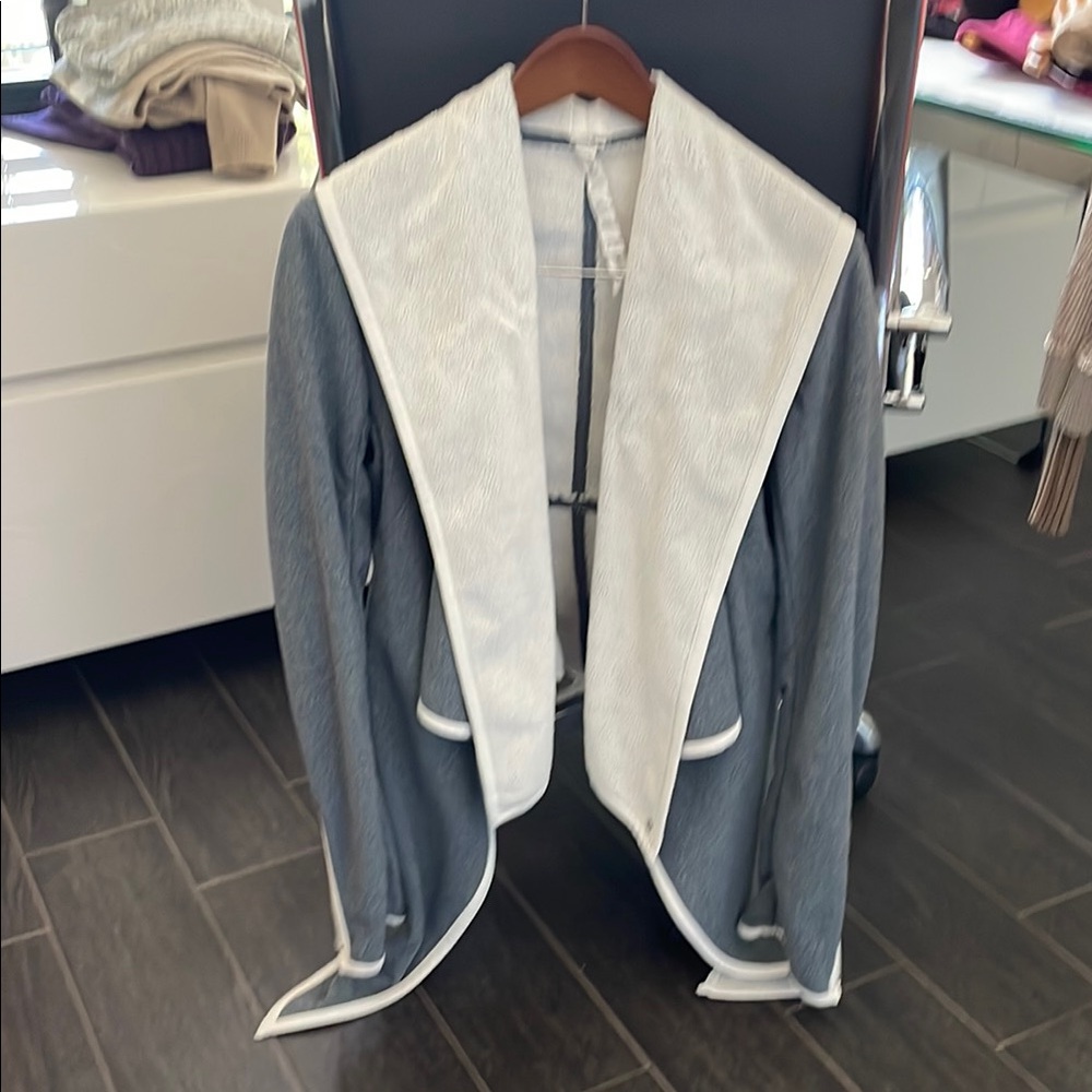 Lululemon Athletica Gray and White Blazer with Cozy Shawl Collar